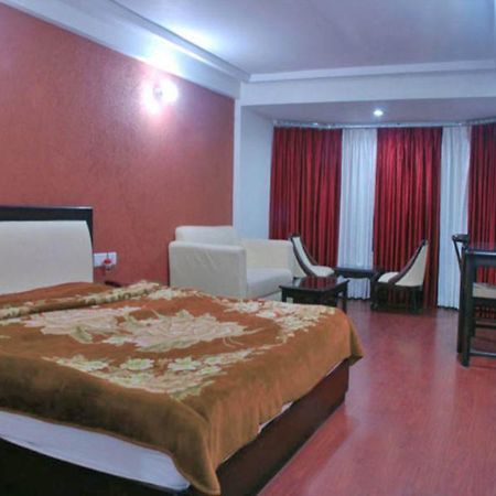 Welcome Park Hotel Nainital Esterno foto